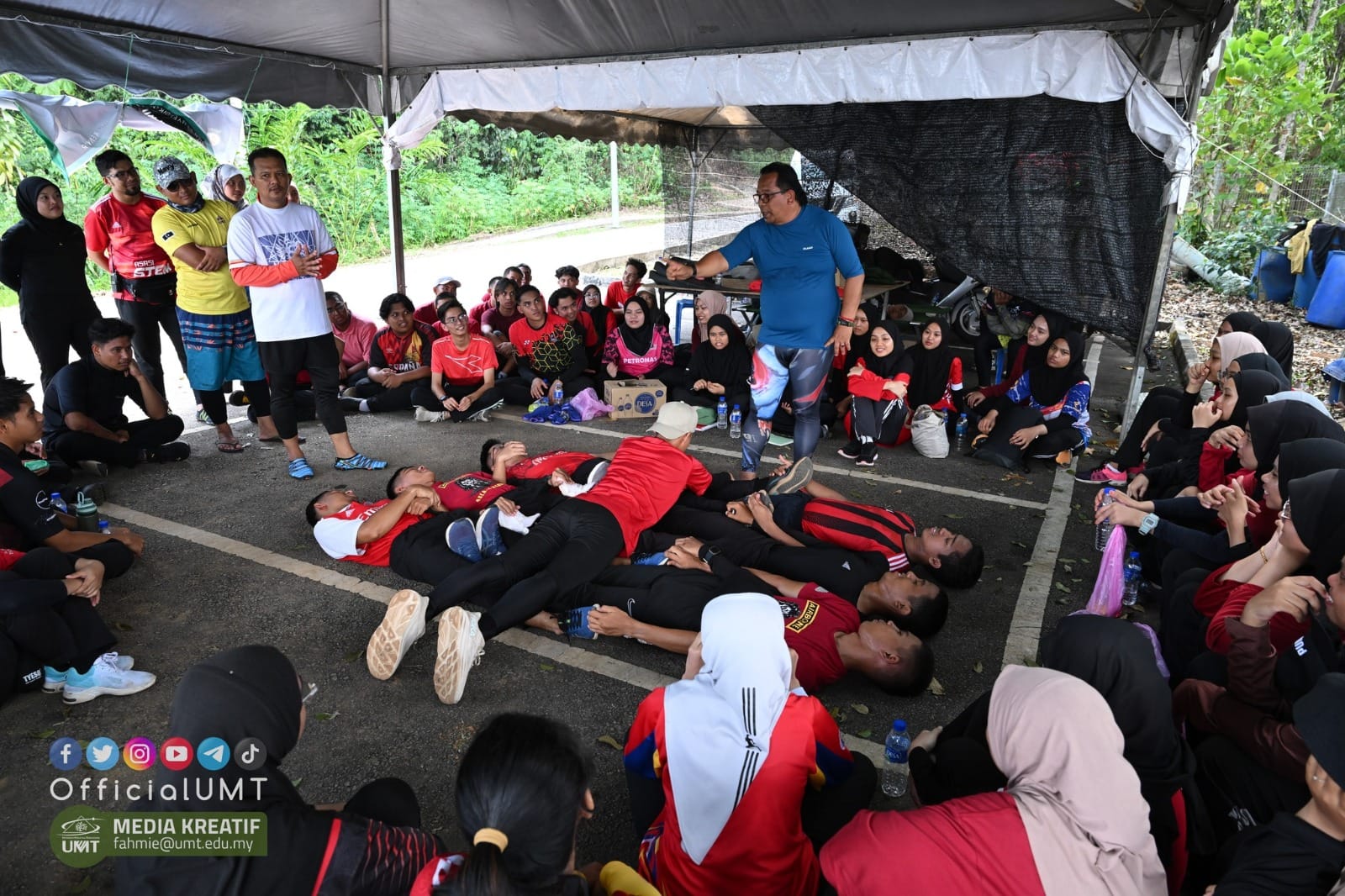 Pelaksanaan Latihan Bertuktur