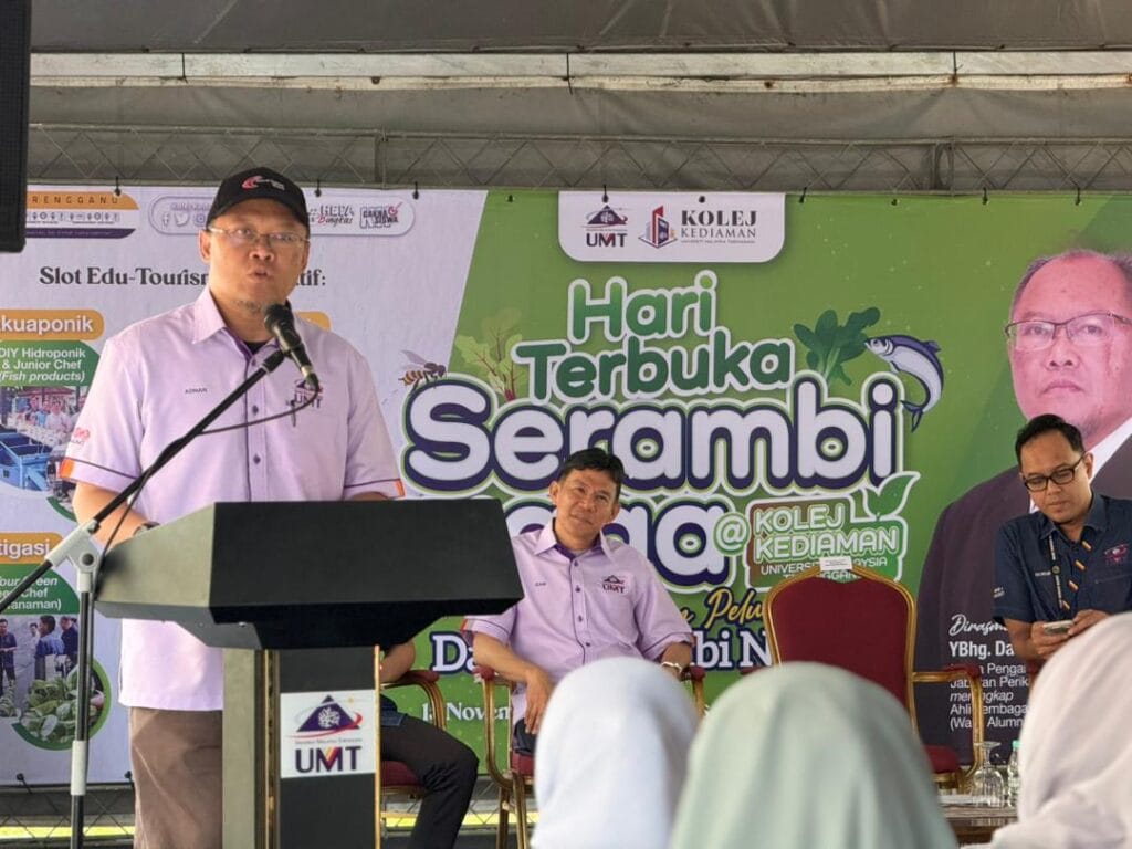 PROGRAM HARI TERBUKA SERAMBI NIAGA: SERAMBI NIAGA LANCAR DAPUR JAYAKAN PENGHASILAN PRODUK MAKANAN